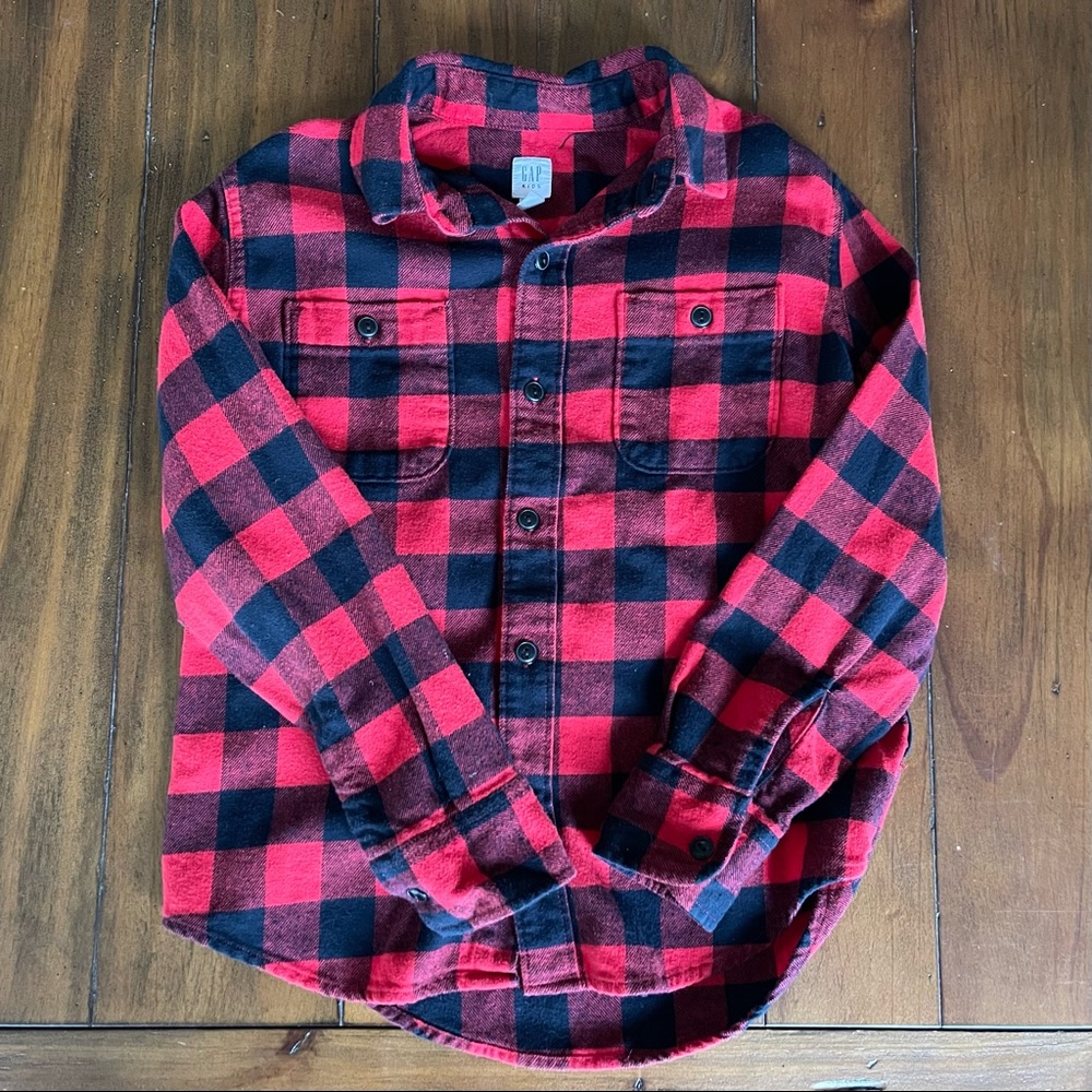 Boys GAP Kids red buffalo plaid flannel button up shirt